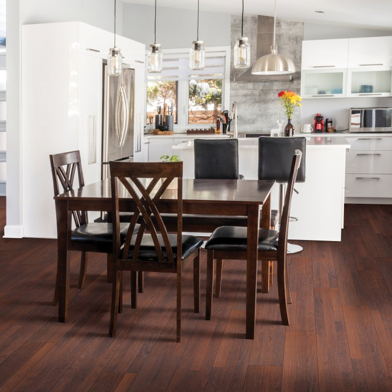 Laminate flooring - Barchester-Ebony Strip